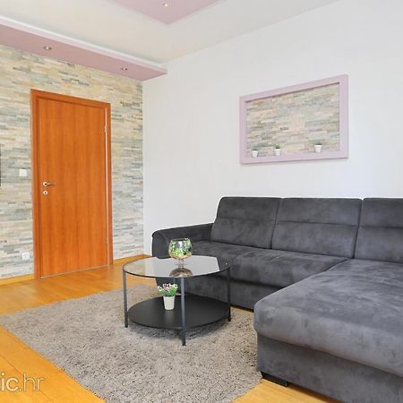 Deluxe Apartment Bagaric Trogir Eksteriør bilde
